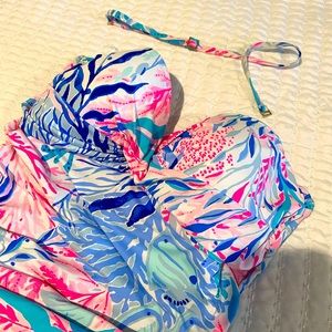 Like new Lilly swimsuit